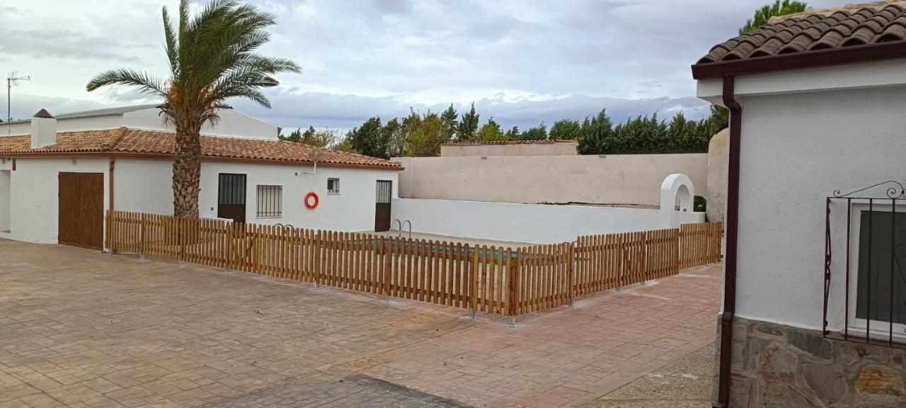 Villa Las Tres Hermanas Albarreal de Tajo Exterior foto