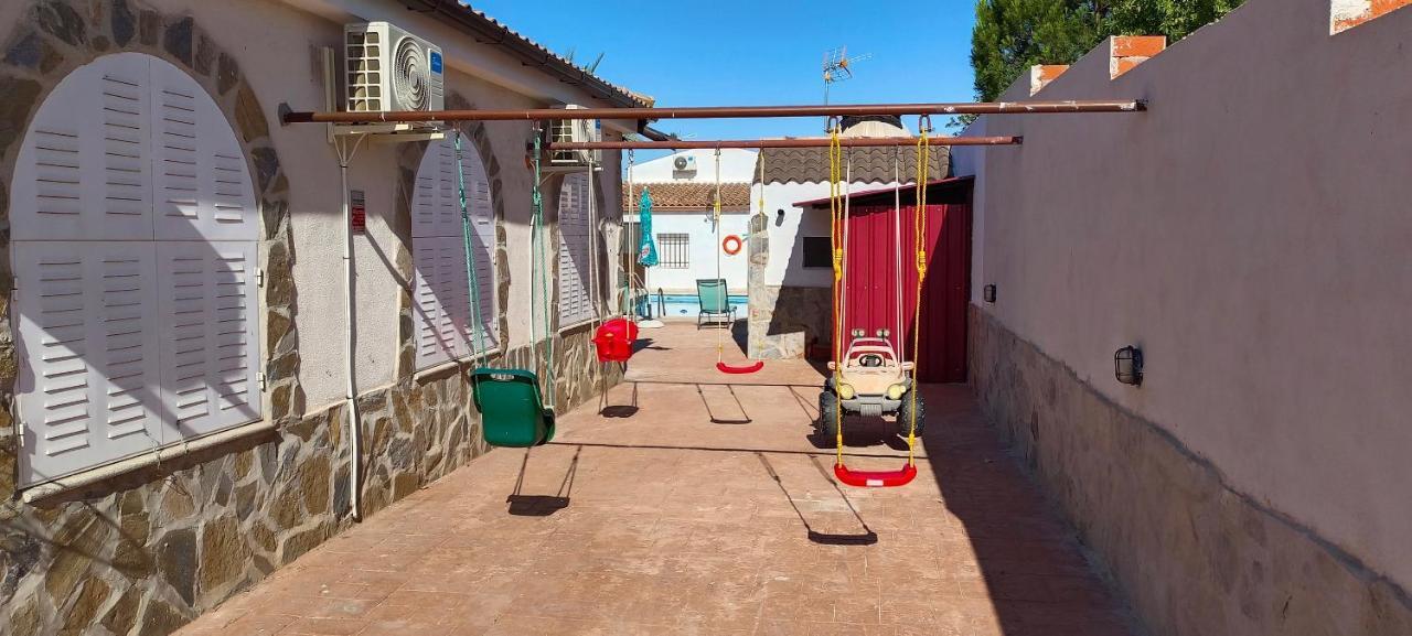Villa Las Tres Hermanas Albarreal de Tajo Exterior foto